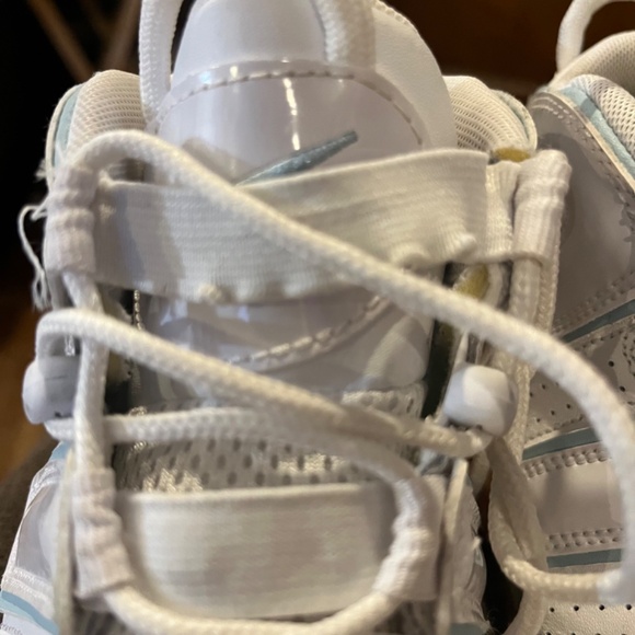Nike Air More Uptempo Ocean Bliss White Aqua Gum 415082-107 Size 4.5Y (6 -6.5 W) - Picture 12 of 13